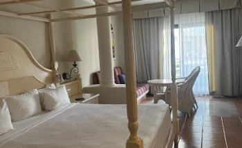 ADA Travels Agencia de Viajes en Orlando Florida