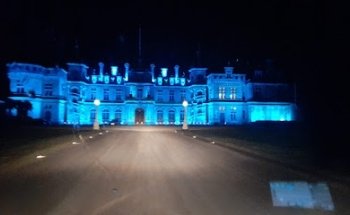 Village Cars|Airport Transfer|Bicester|Thame|Aylesbury|Oxford|London Heathrow