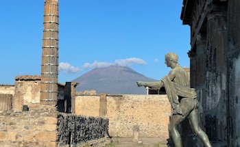 Enjoy Pompeii