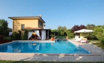 Agenzia Pineta srl - case per vacanze